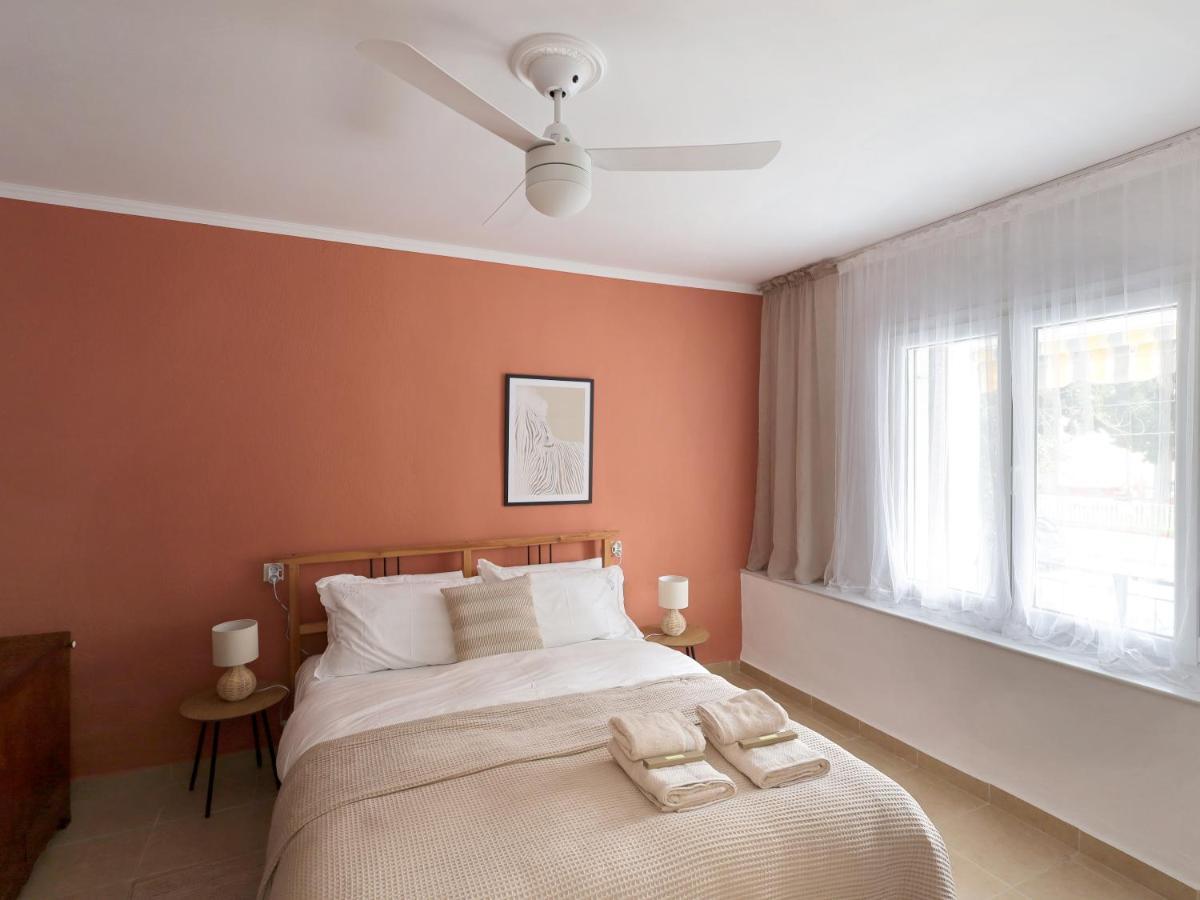Garden House Retreat Apartment Drama